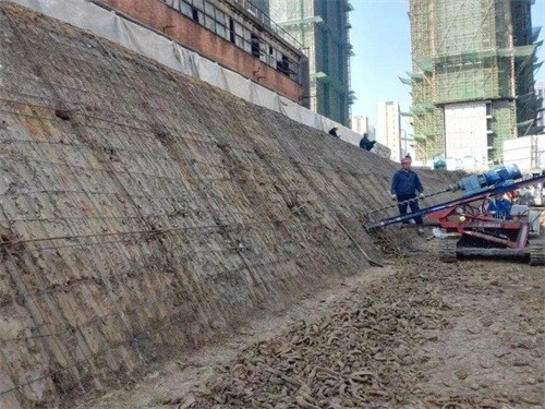 冷水江建筑边坡支护